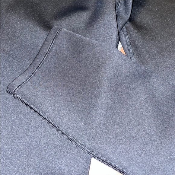 Under Armour sz XL - Picture 4 of 5